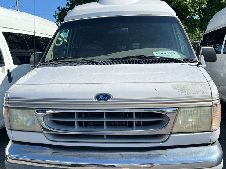 2002-ford-e250-image-2