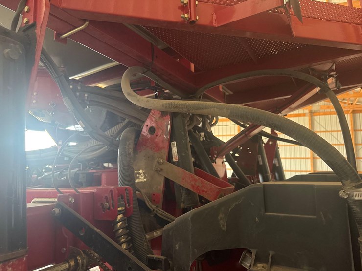 2010-case-ih-1250-image-22