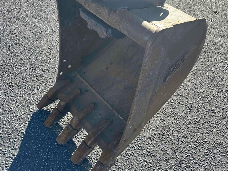2021-deere-35g-image-5
