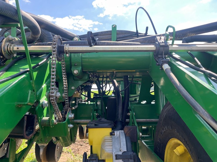 2012-john-deere-1790-image-18