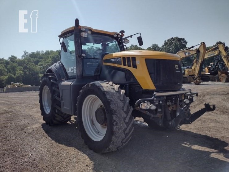 jcb-fastrac-8280-image-30