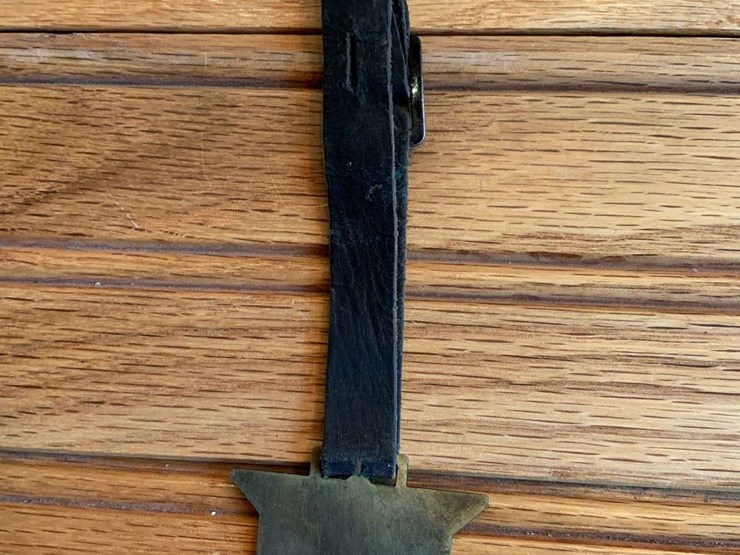 (3)-john-deere-watch-fobs-image-10