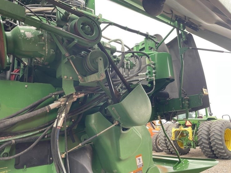2010-john-deere-2010-image-38