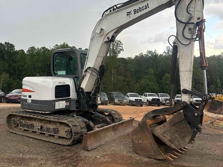 2011-bobcat-e80-image-1