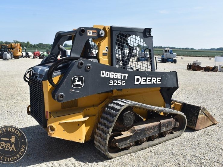 2019-deere-325g-image-21