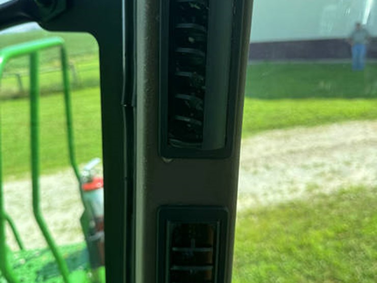 2010-john-deere-2010-image-115
