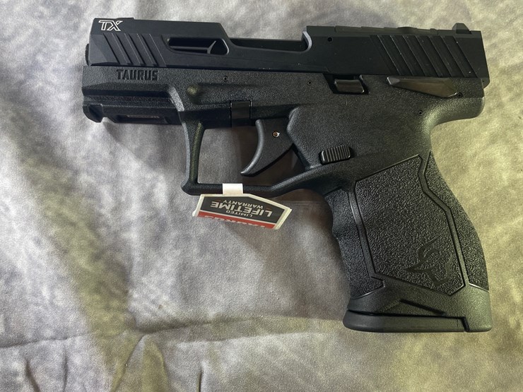 #4387-•-taurus-tx-22-compact-22-lr-pistol,-sn:-1tj062099-image-1