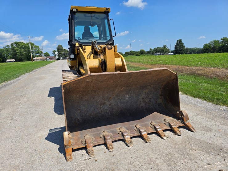 2005-caterpillar-953c-image-58