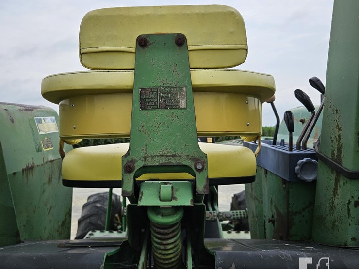 john-deere-4430-image-25