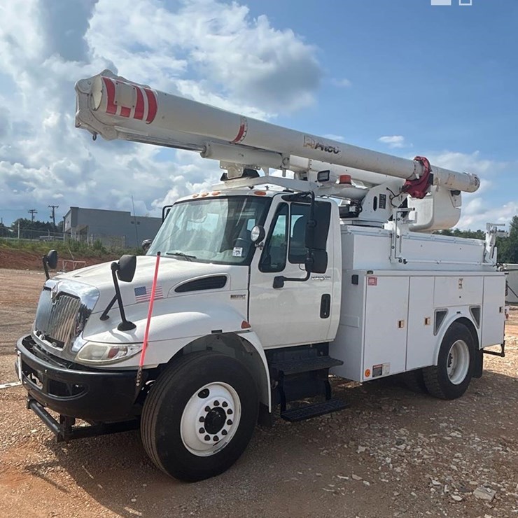 2011 INTERNATIONAL 4300