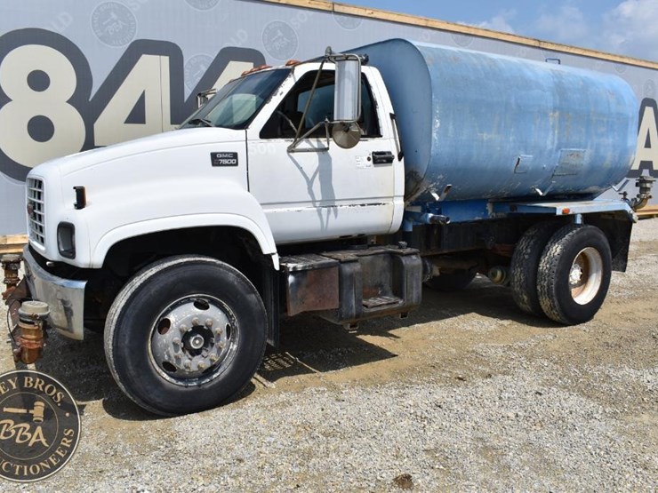1997-gmc-topkick-c7500-image-4