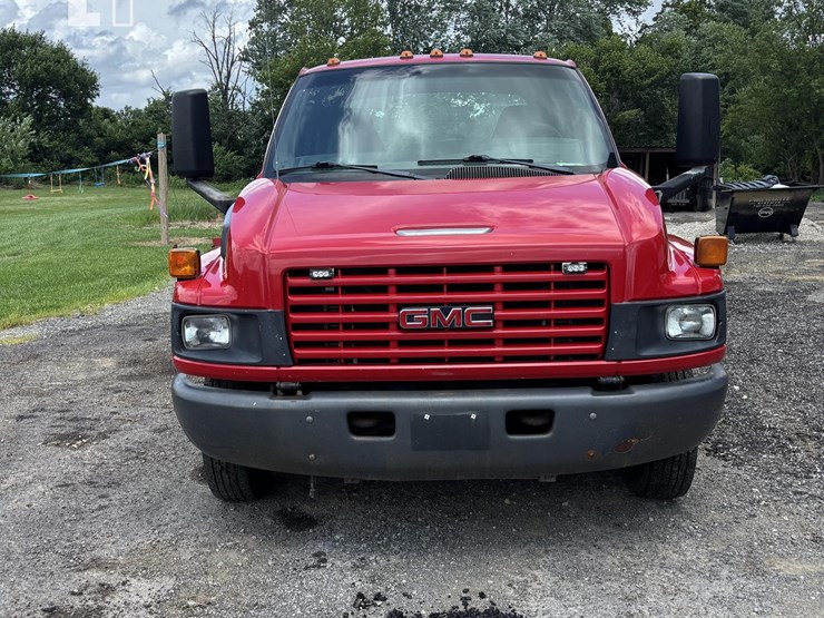 2005-gmc-c4500-wilson825-s1-image-5