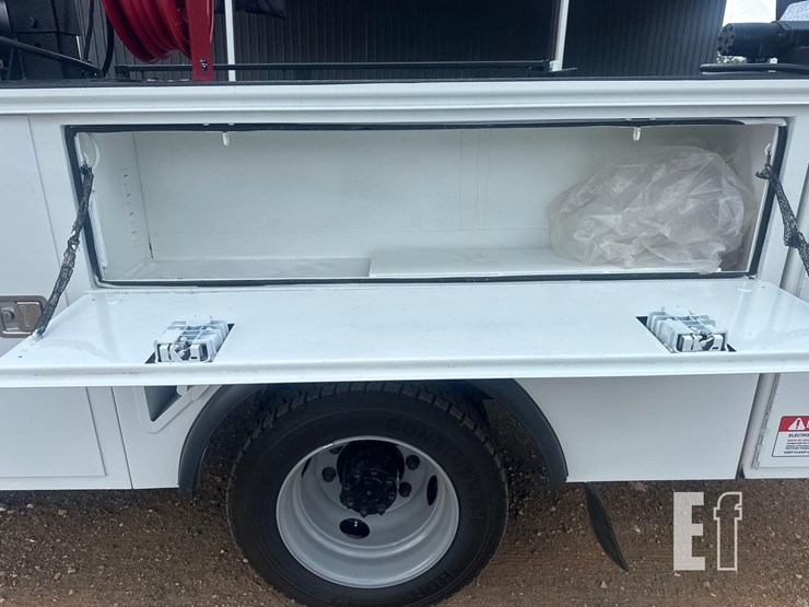 2023-chevrolet-6500-image-14