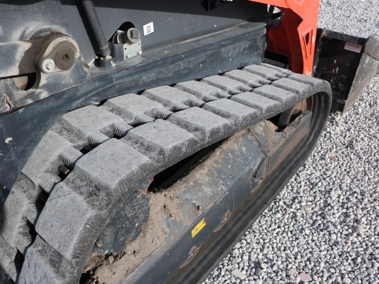 kubota-svl65-2-image-14