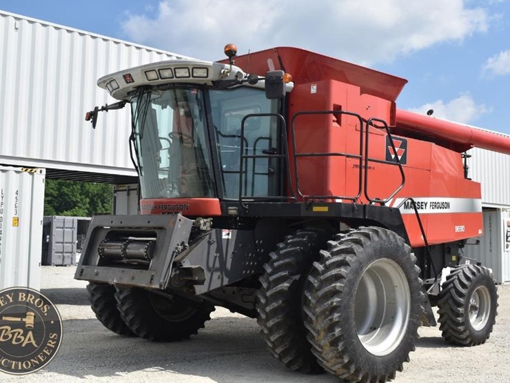2007-massey-ferguson-9690-image-4