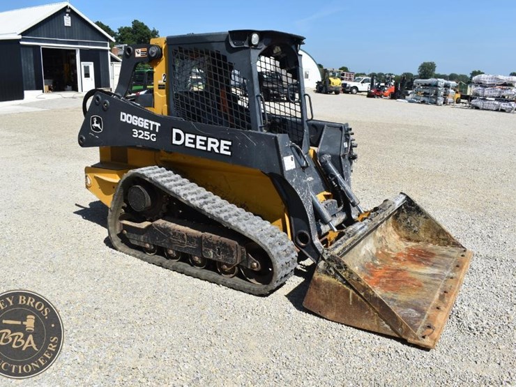 2019-deere-325g-image-25