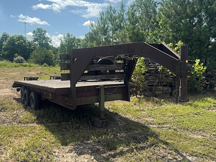 gooseneck-trailer-image-1