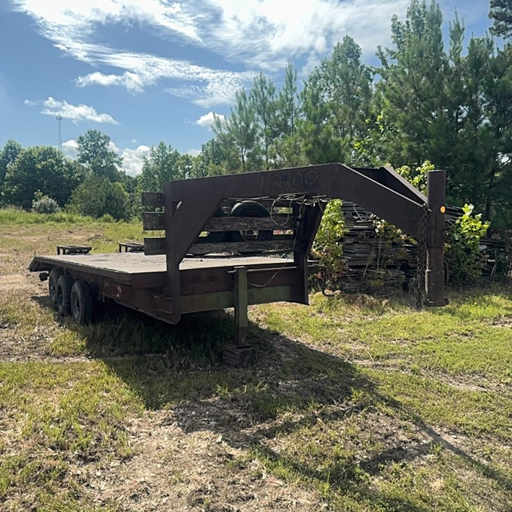 Gooseneck Trailer