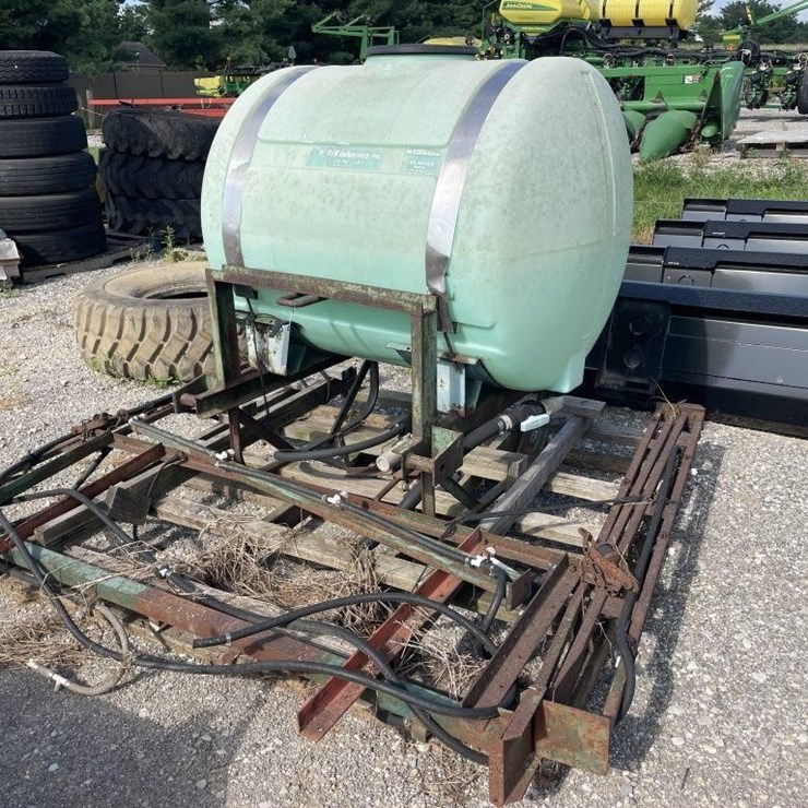 Synder 200 Gallon Sprayer