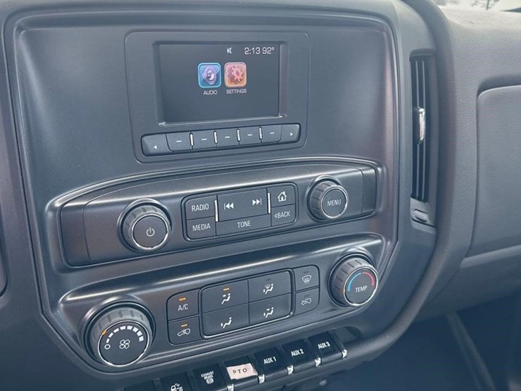 2023-chevrolet-6500-image-34