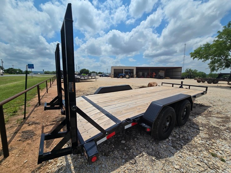 new-2022-load-trail-ch-83in-x-18ft-equipment-trailer-image-10