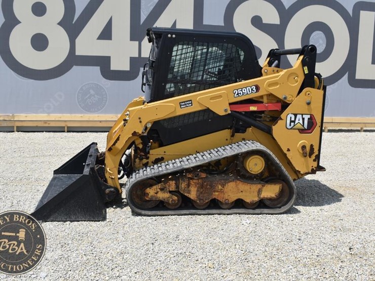 2021-caterpillar-262d3-image-1