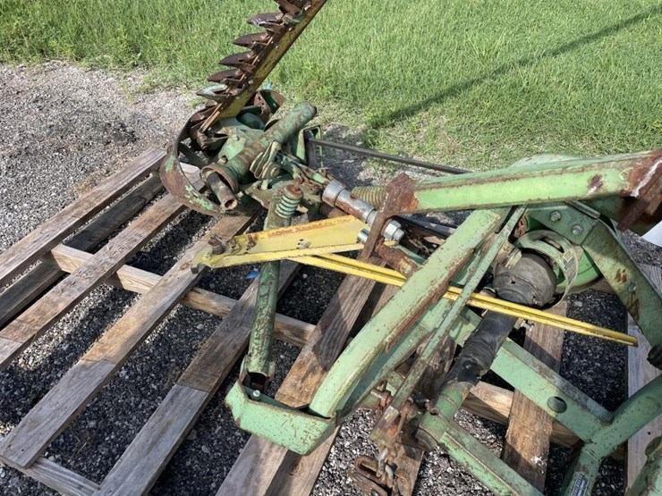 john-deere-350-image-9