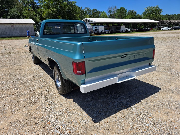 1977-chevrolet-custom-deluxe-image-17