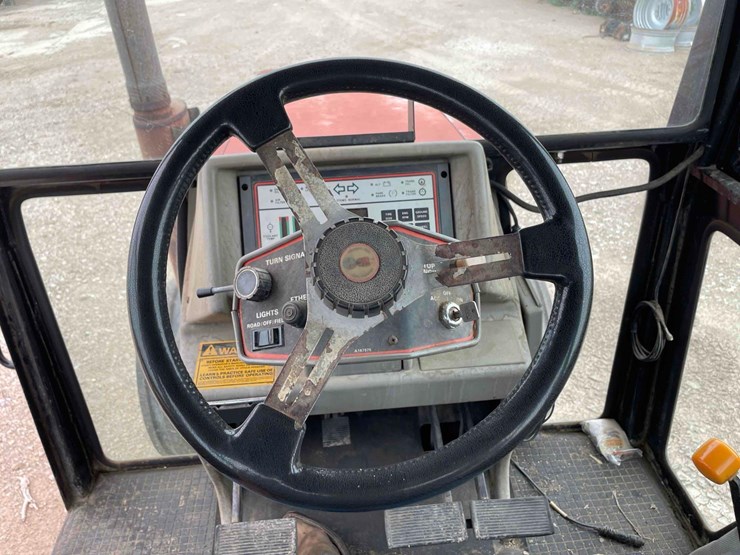 case-2294-tractor-image-39