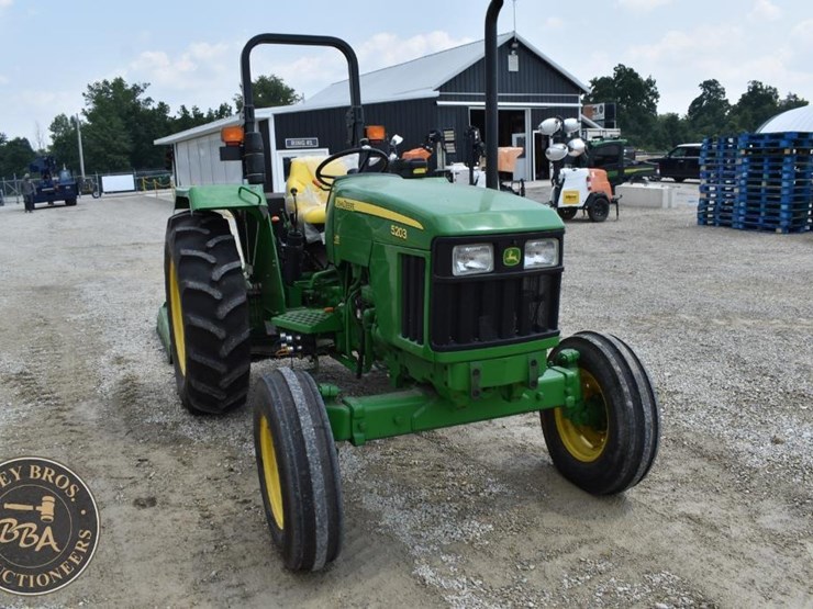 2007-john-deere-5203-image-17