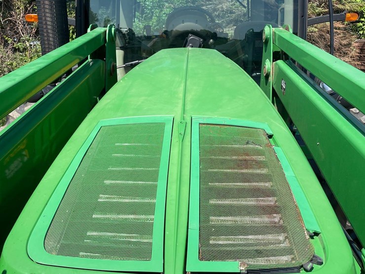 2014-john-deere-6210r-image-47