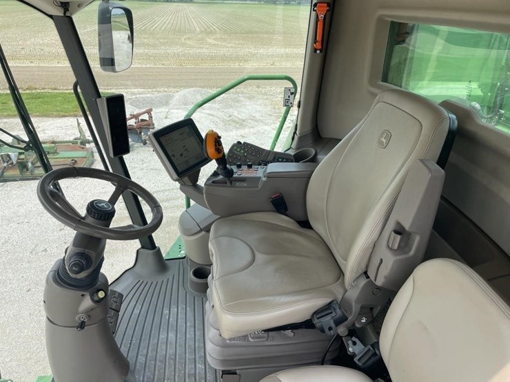 2015-john-deere-s660-image-50