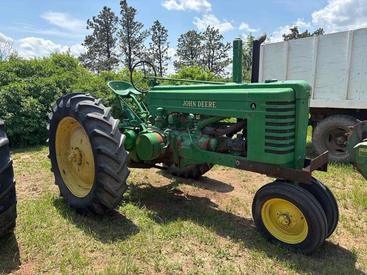 john-deere-a-image-1