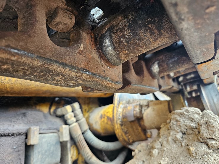 1984-caterpillar-973-image-93