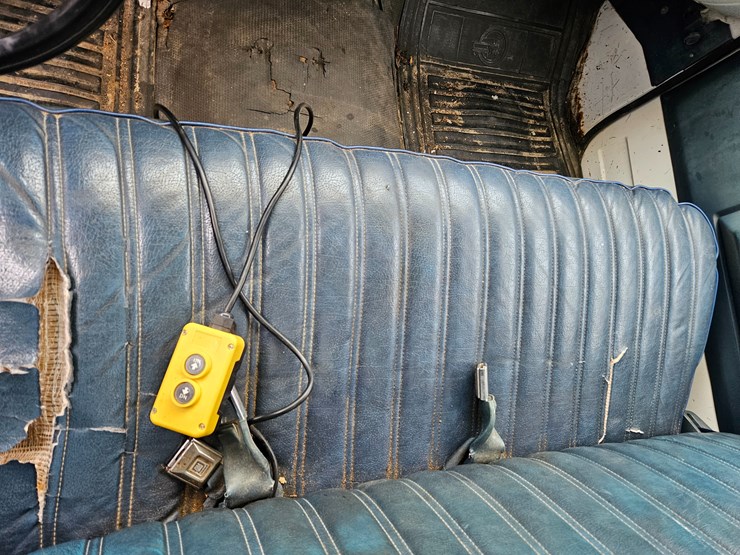 1985-gmc-3500-image-34