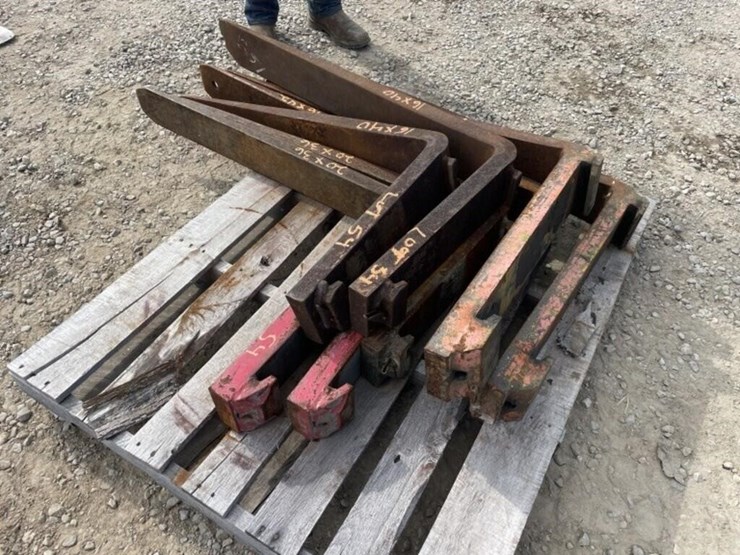 4-sets-of-pallet-forks-image-8