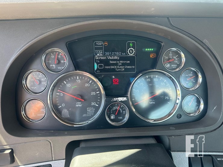 2018-kenworth-t880-image-27