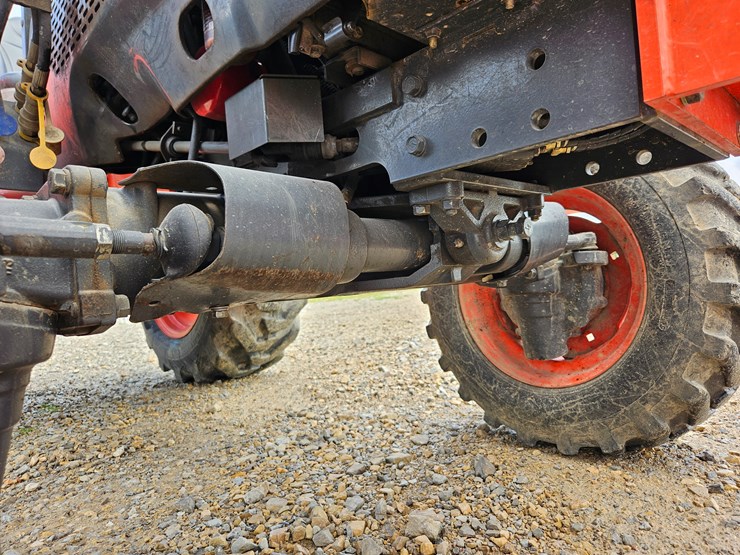 #20866-•-2008-kubota-l3240-tractor-image-45