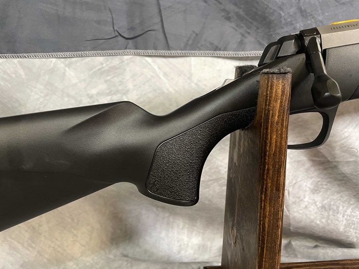 #4458-•-browning-x-bolt-243-win-bolt-action-rifle,-sn:-24668yw354-image-7