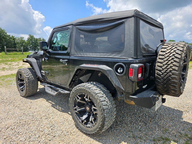 2021-jeep-wrangler-image-11