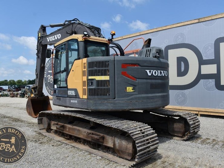 2018-volvo-ecr235el-image-16