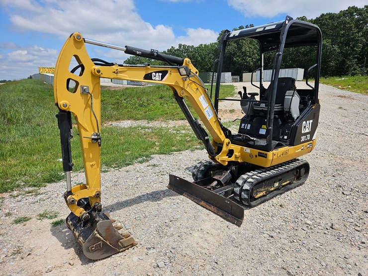 caterpillar-301.7-image-2