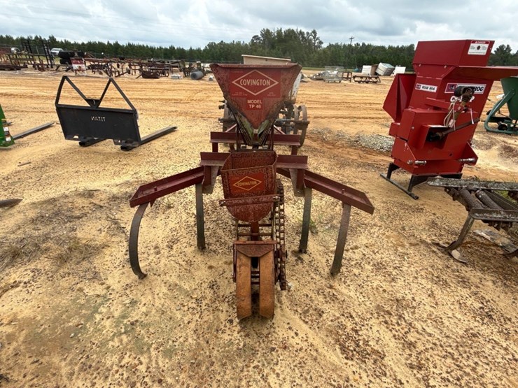 122---1---row-covington-planter-image-5