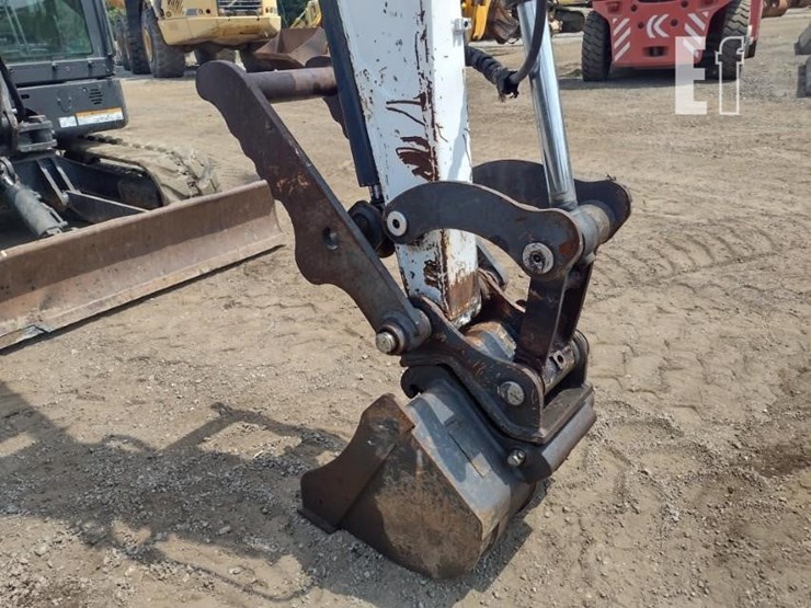 2013-bobcat-e63-image-18