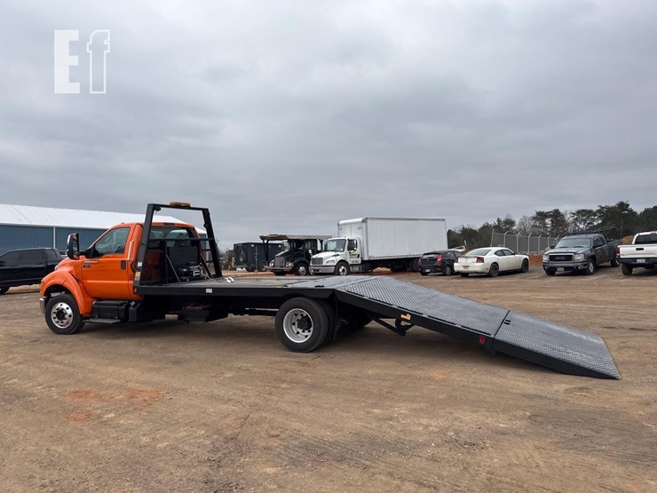 2012-ford-f650-sd-image-4