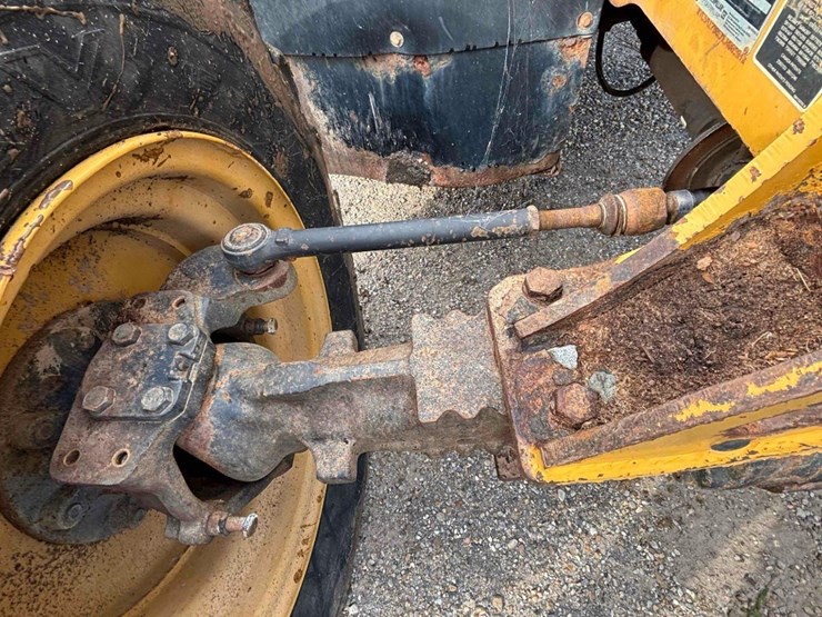 caterpillar-th407c-image-13