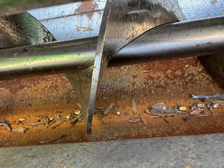 2010-john-deere-2010-image-58