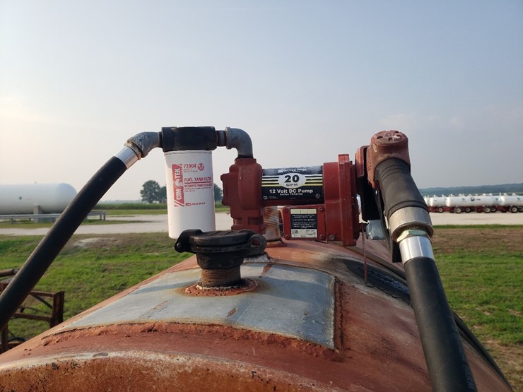 500-gal-fuel-trailer-image-3
