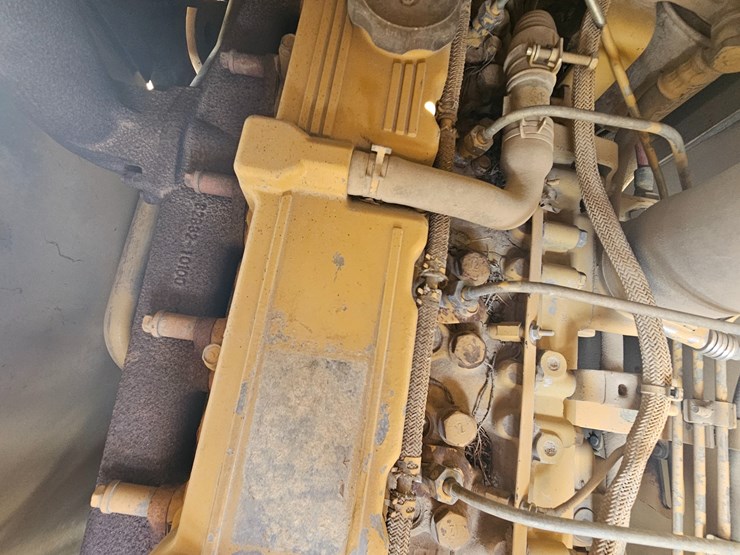 caterpillar-d4c-image-27