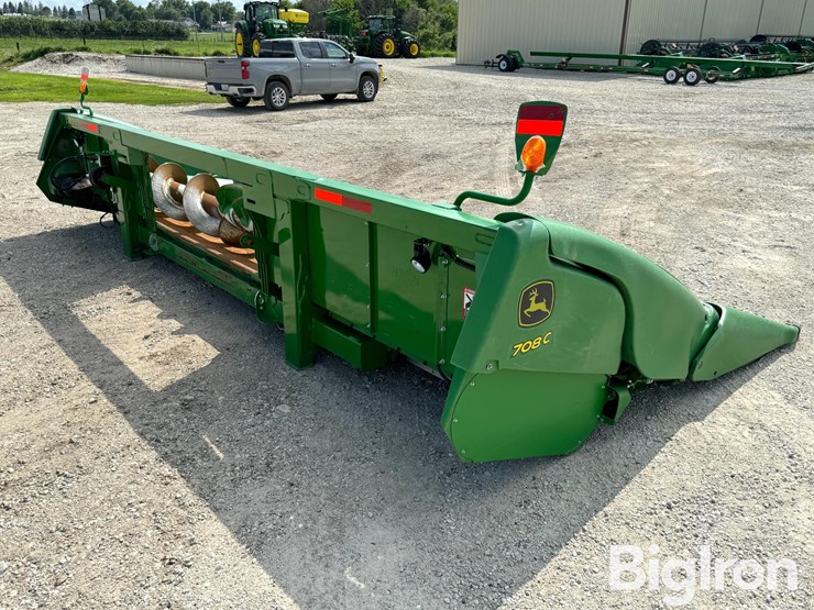 2020-john-deere-708c-image-5